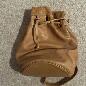 GREEN FIELDS VINTAGE BUCKET/MESSENGER BAG